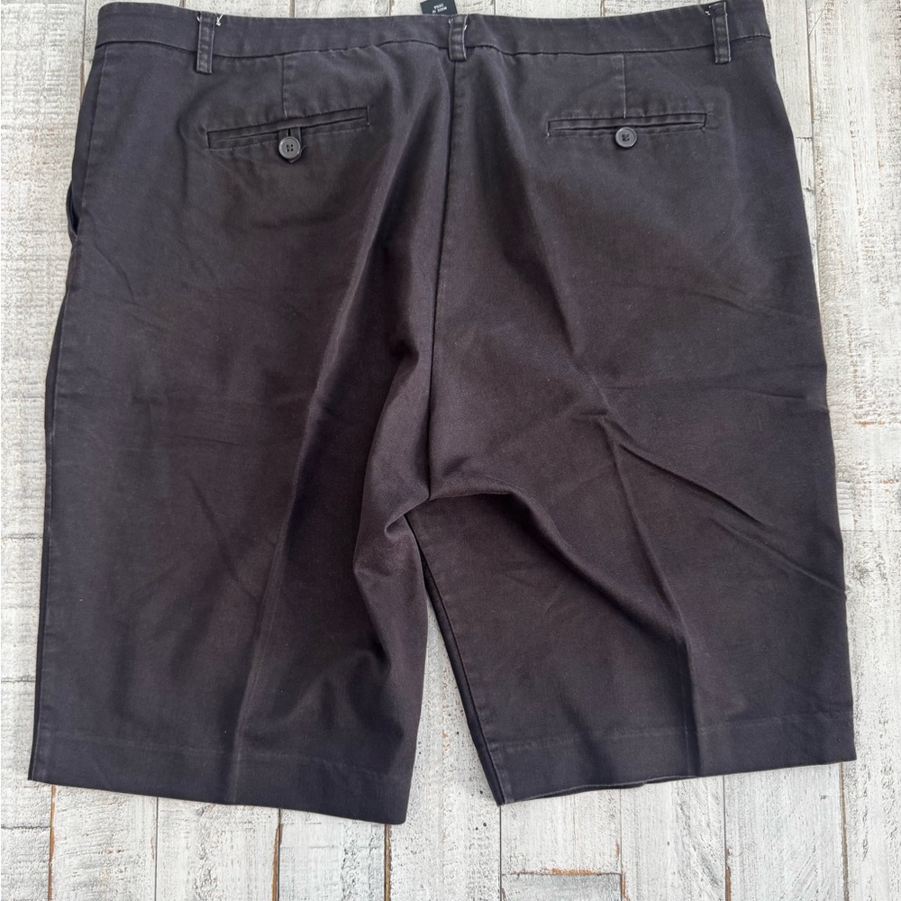 New York & Company Brown Women's Bermudas - Picture 2 of 5